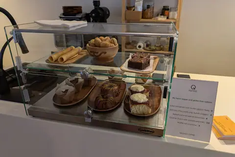 Lena Lu Donuts photo 3